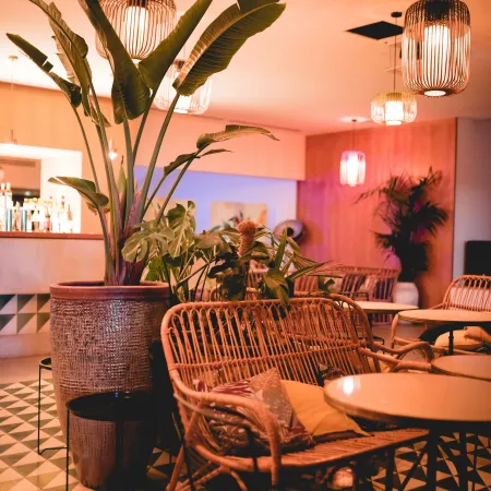 NameLong-Bar galerie